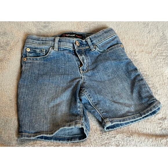 Jordache‎ Size 5T toddler Bermuda shorts - Picture 1 of 12